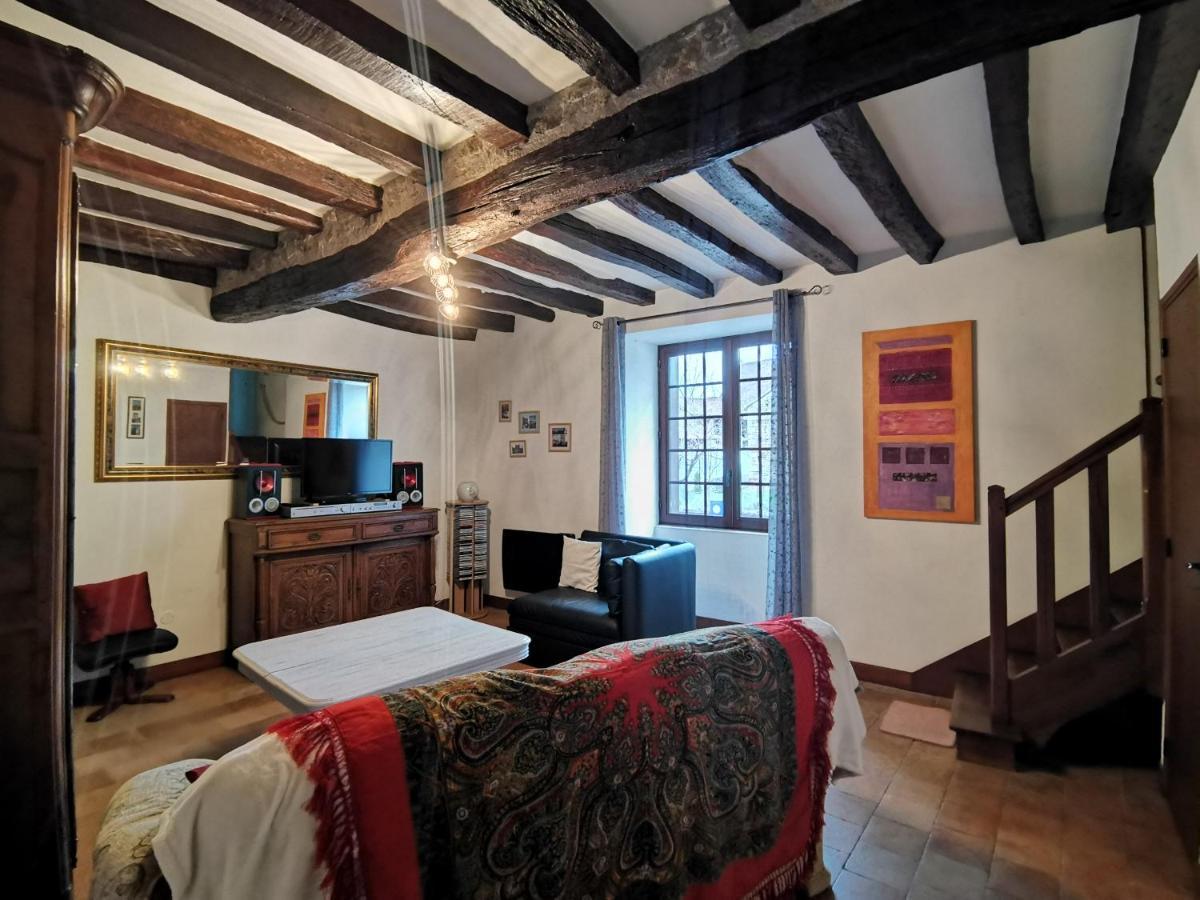 Aux Acacias Villa Braye-sous-Faye ภายนอก รูปภาพ